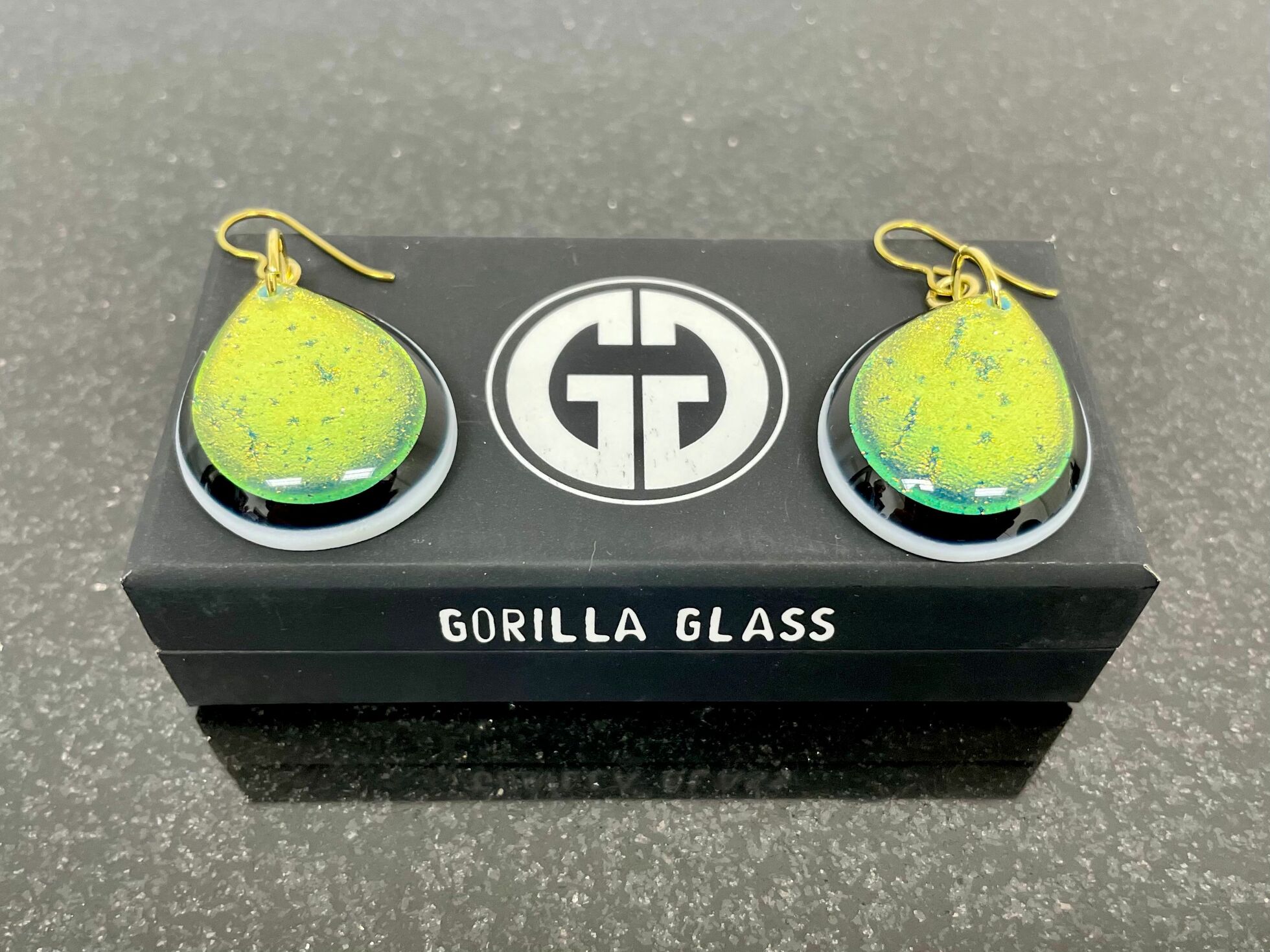 Tulsa Body Jewelry, Gold tone 2022 Pinnacle Awards